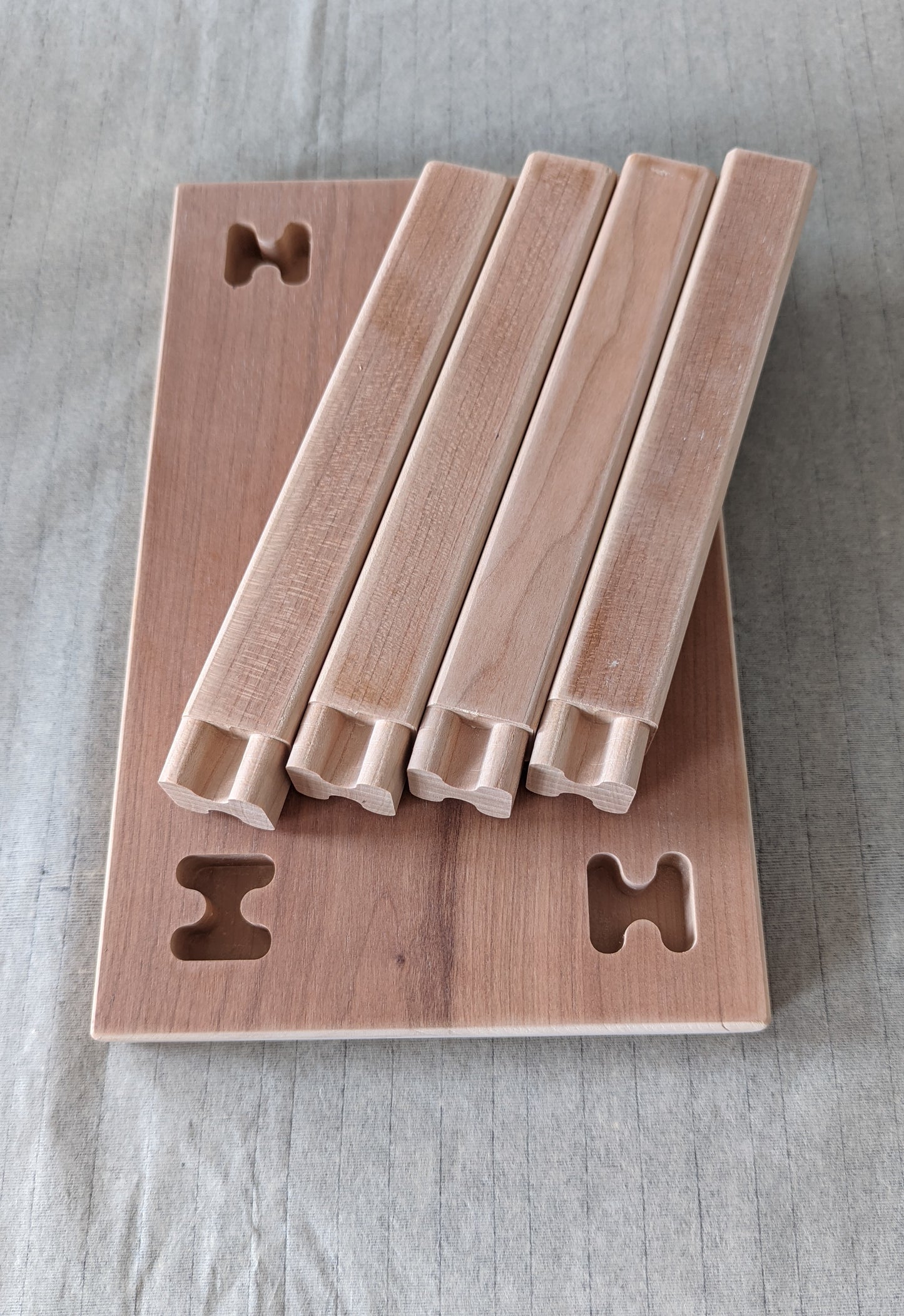 Solid Wood Joinery Stool (Glue-Free, Nail-Free, Finish-Free)